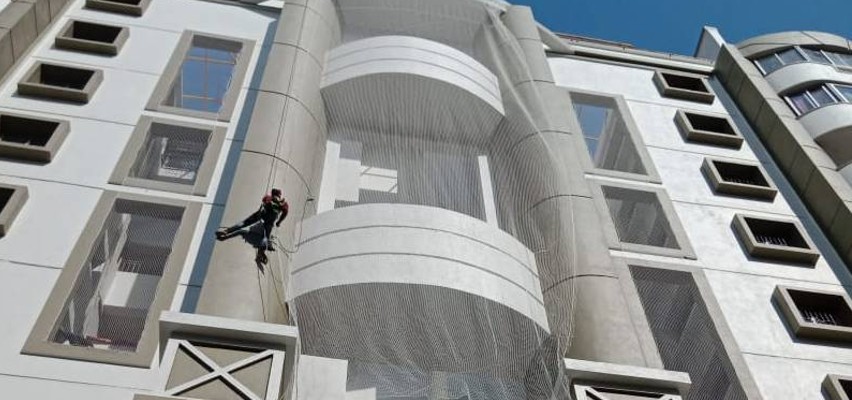 Duct Area Safety Net Installation on High Rise Building